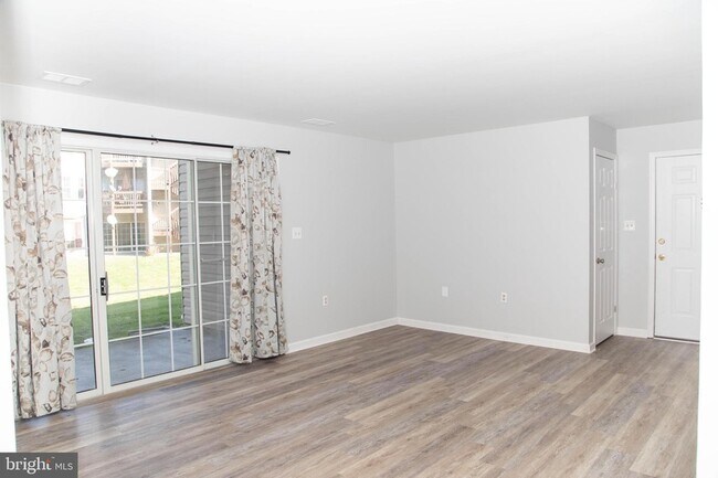 Photo - 104-103 Timberlake Terrace