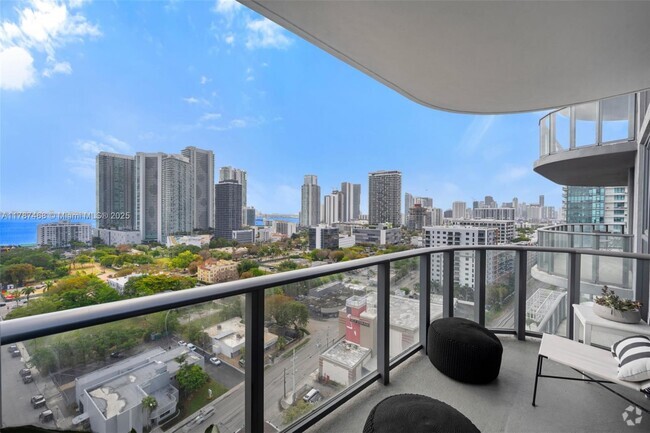 Building Photo - 121 NE 34th St Unit 1805 Rental