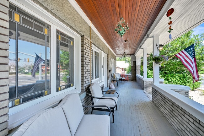 Photo - 1203 25th St