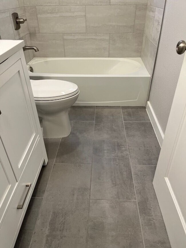Photo - Nice remodeled studio in prime location Unit 1535-B