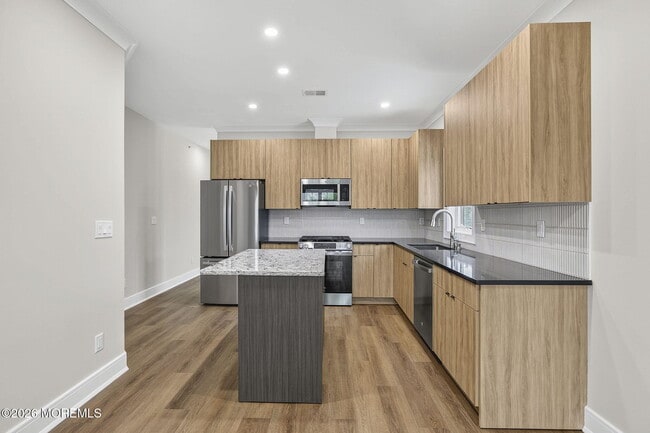 Photo - 112 Brighton Ave Unit 3B