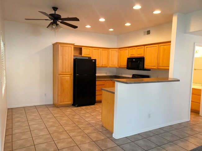 Photo - TEMPE CONDO IN THE HEART OF TEMPE! Unit 213