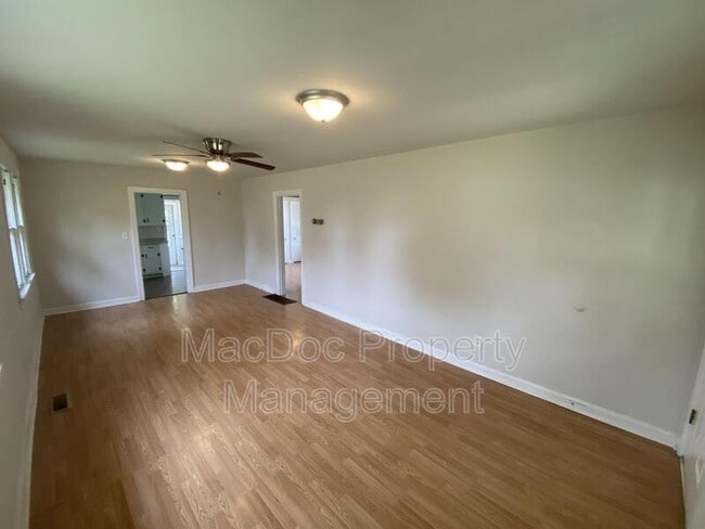 Photo - 119 Gibson St