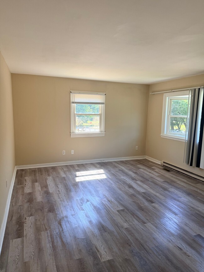 Photo - 3206 Elmwood Ave