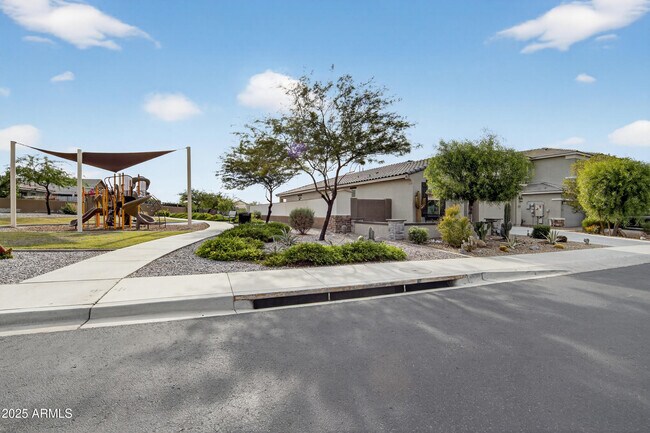 Photo - 17763 W Granite View Dr