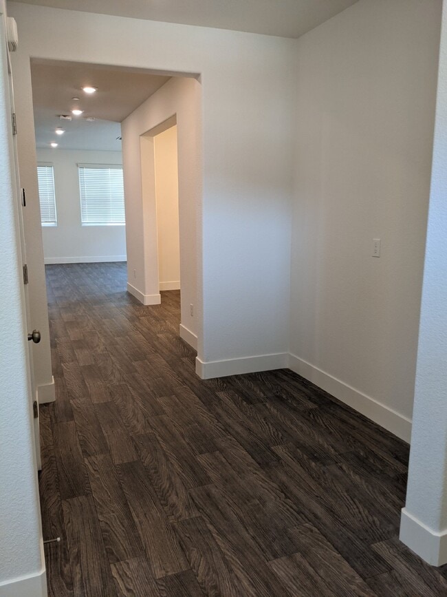 Prime location in Merced!