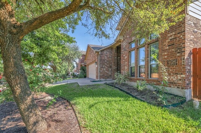 Photo - 18501 Blue Pond Dr