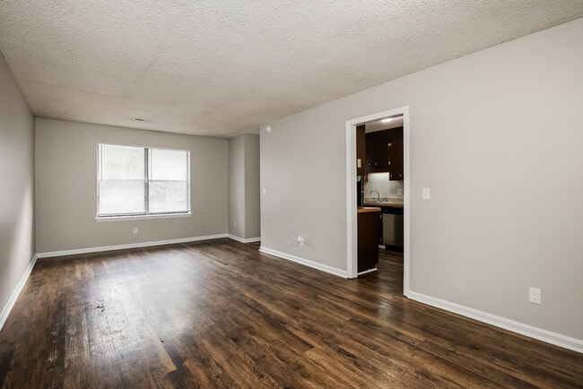 Photo - 159 Hummingbird Ave