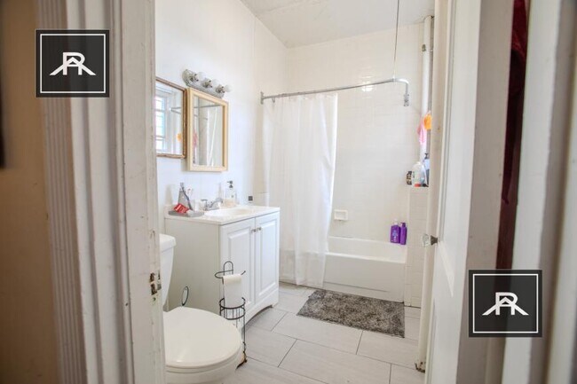 Photo - 4 bedroom in Allston MA 02135 Unit 3