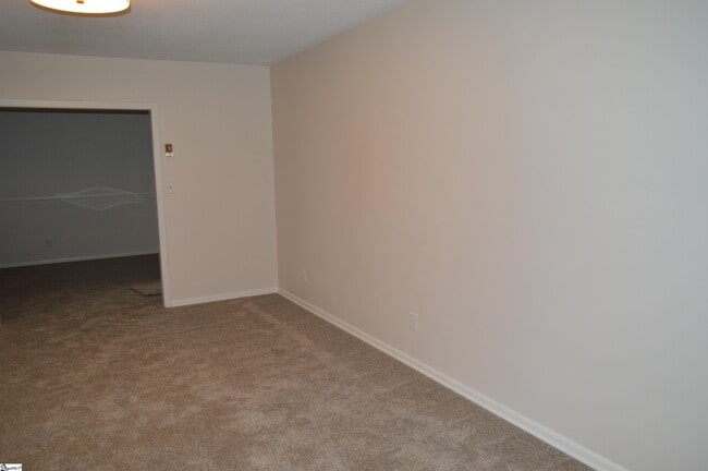 Photo - 2462 E Blackstock Rd