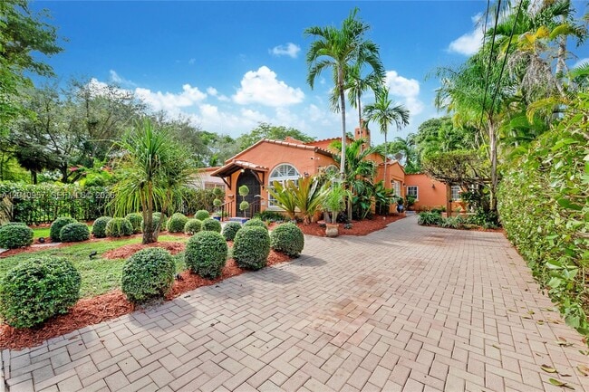 Photo - 1110 Pizarro St