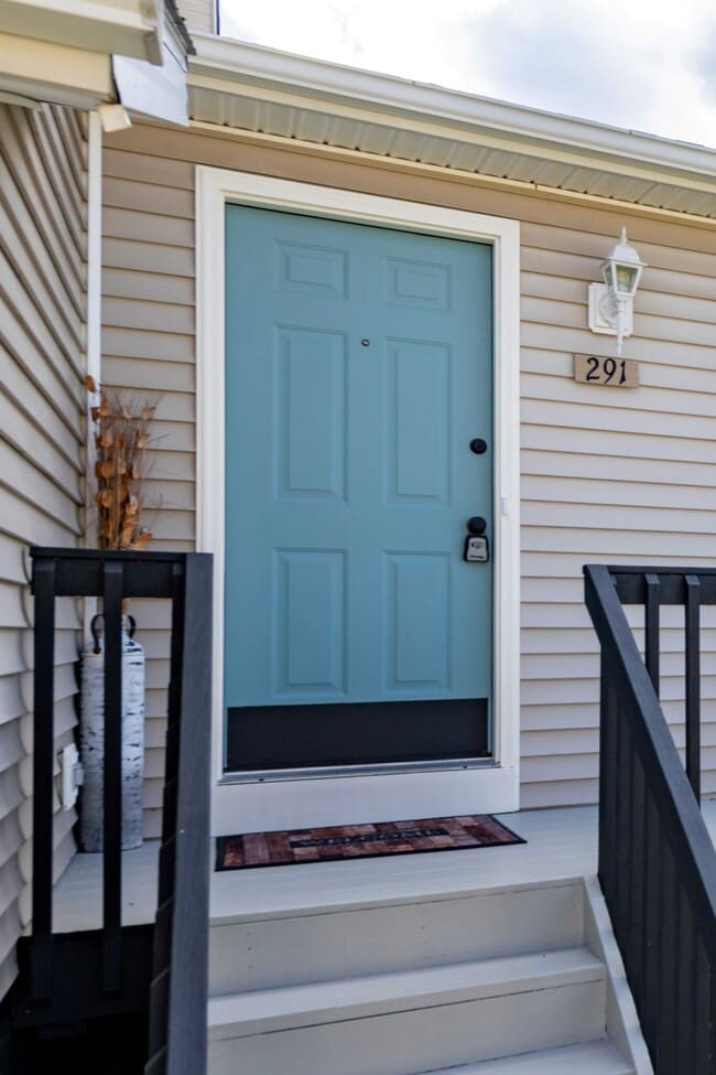 Photo - 291 Westgrove Ct