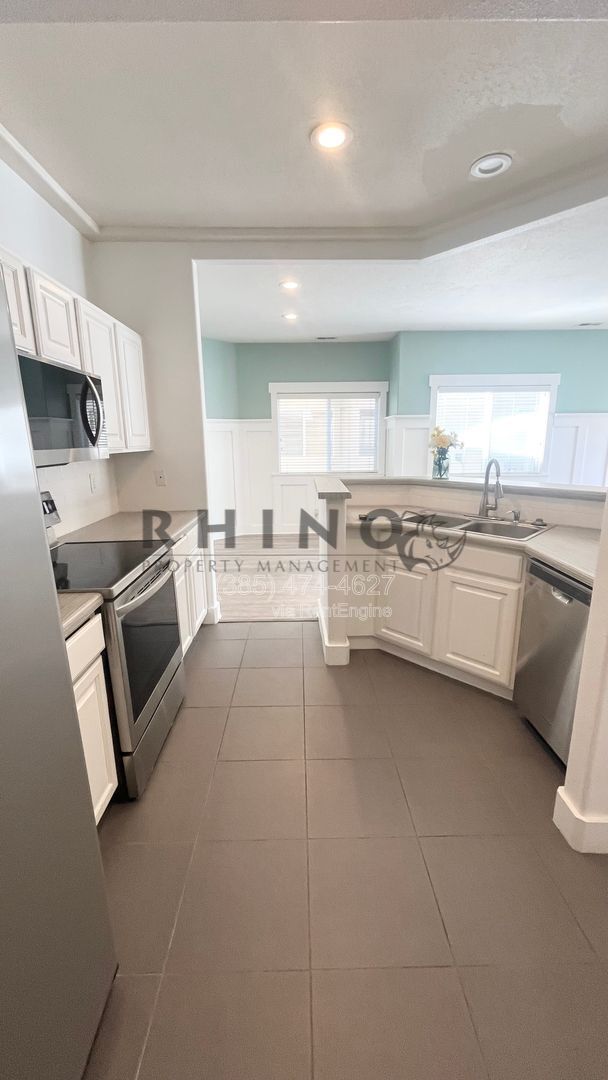 Building Photo - 4917 Stormy Meadow Dr