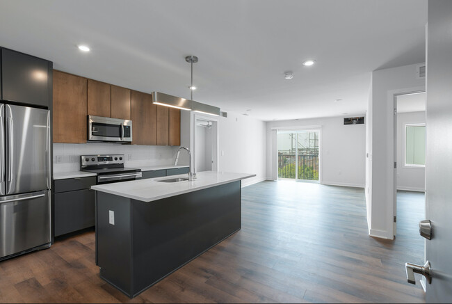 Building Photo - Graduate Pointe Rental