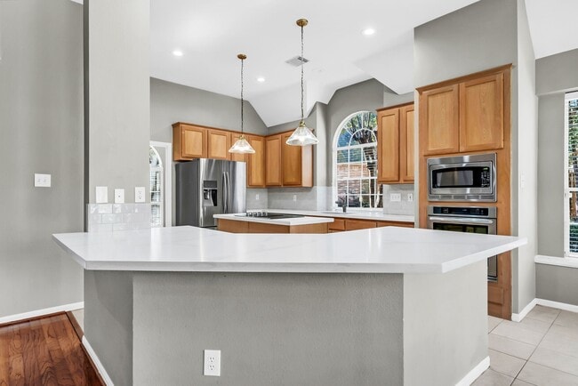 Photo - 34 Sparklewood Pl