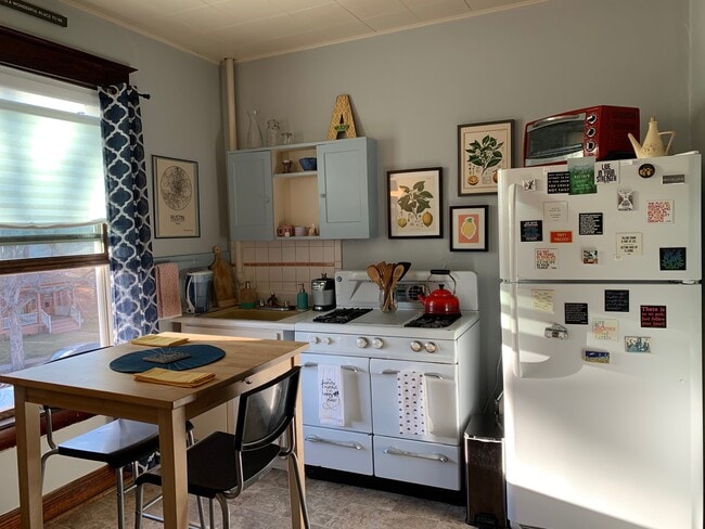 Photo - 520 S Sherman St Unidad 2