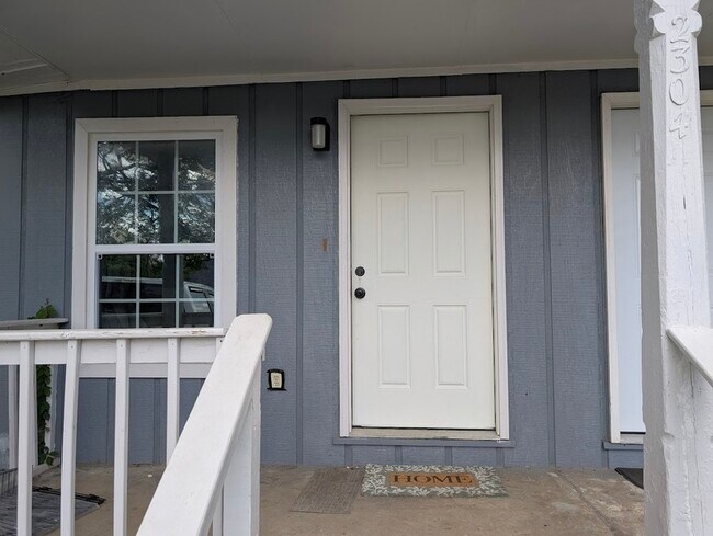 Photo - 2304 S Calhoun St