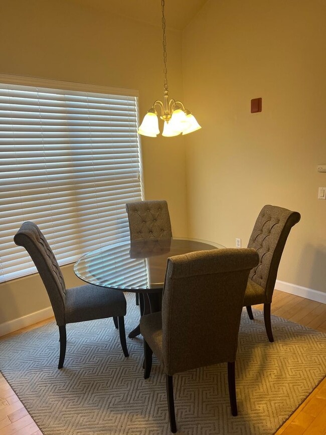 Photo - Luxury Condo in Natomas! Unidad 1312