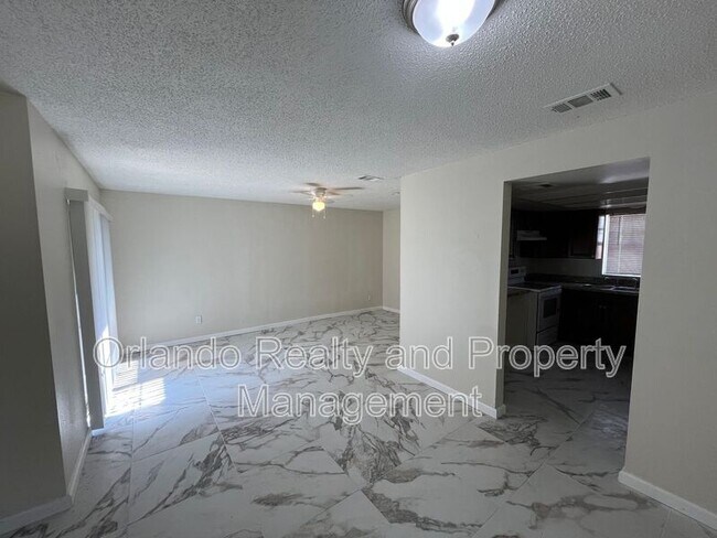 Photo - 4285 Solomon Dr