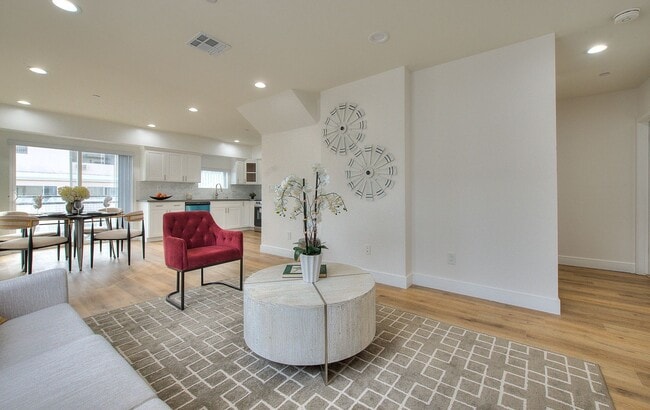 Photo - 11726 Hamlin St Unit 11728.5