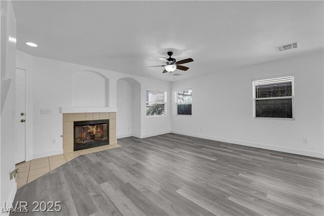 Photo - 10596 Corte Sierra St