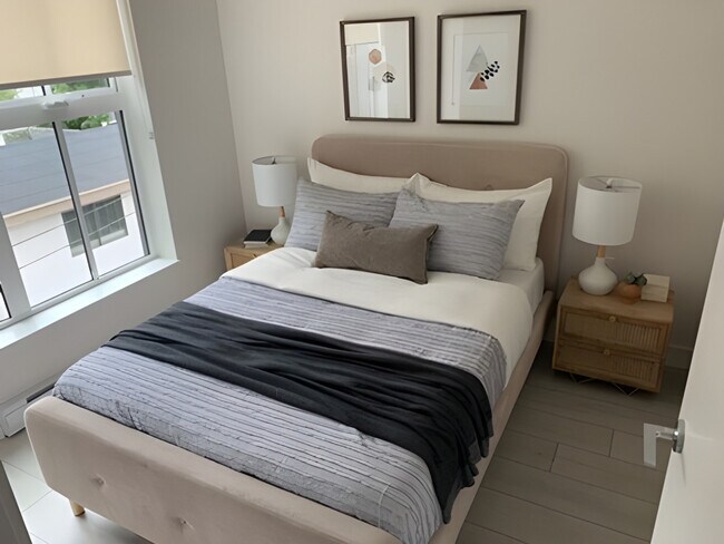 Photo - 1716 Napier St Unit SI ID1495911P