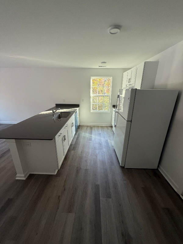 Photo - 194 Sheree Ln