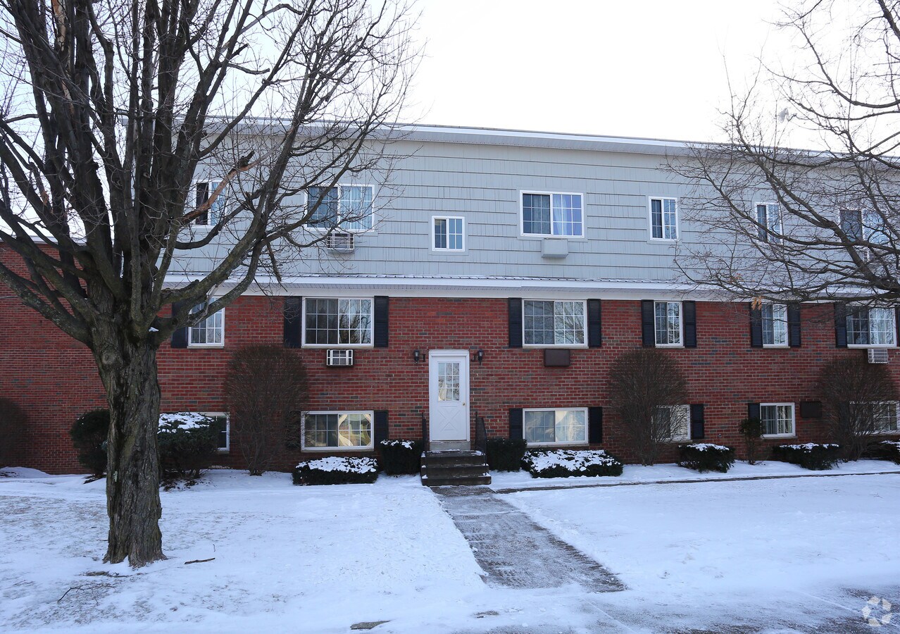 Photo - Kennedy Gardens