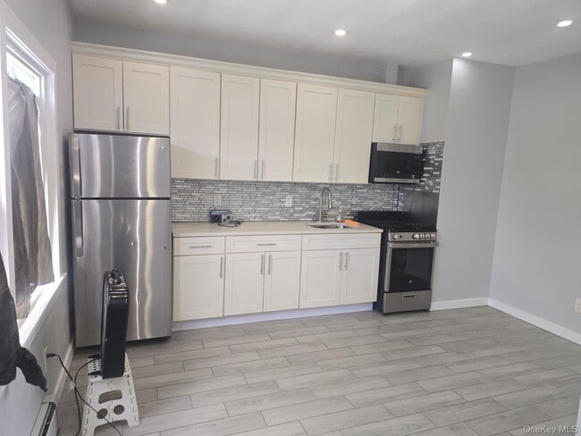 Photo - 90-07 Rockaway Blvd Unit 2nd Floor