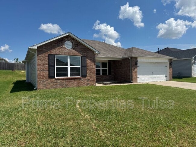 Photo - 3707 S 151st E Ave