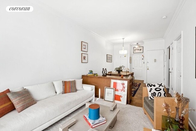 Photo - 114 E 27th St