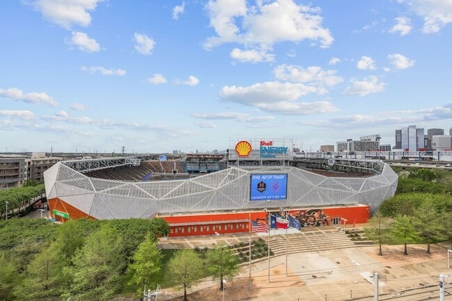 Photo - 505 Bastrop St Unit 201