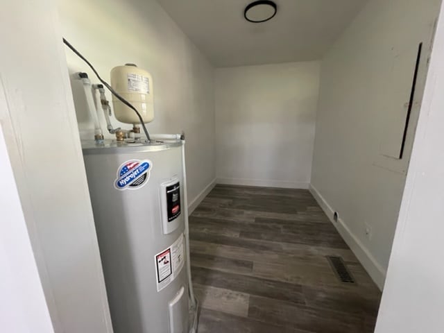 Photo - 1704 Walnut Ave