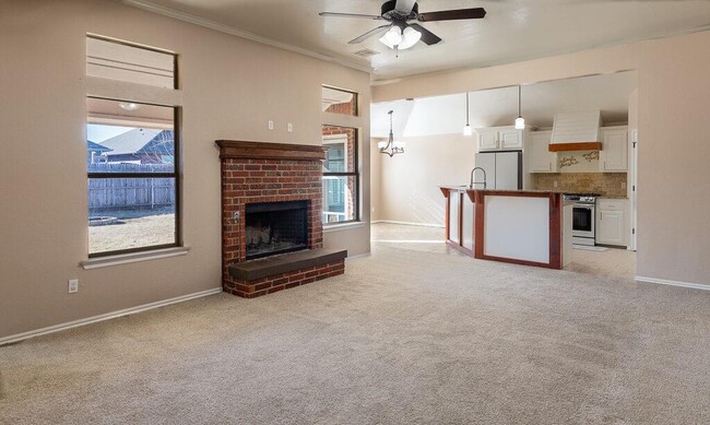 Photo - 808 Canyon Dr