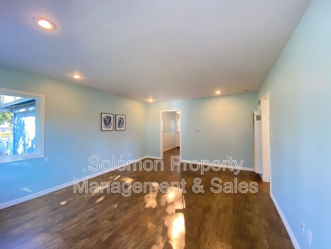 Photo - 3800 Jefferson St