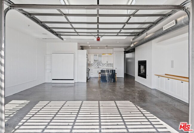 1544 12th St Unit 303
