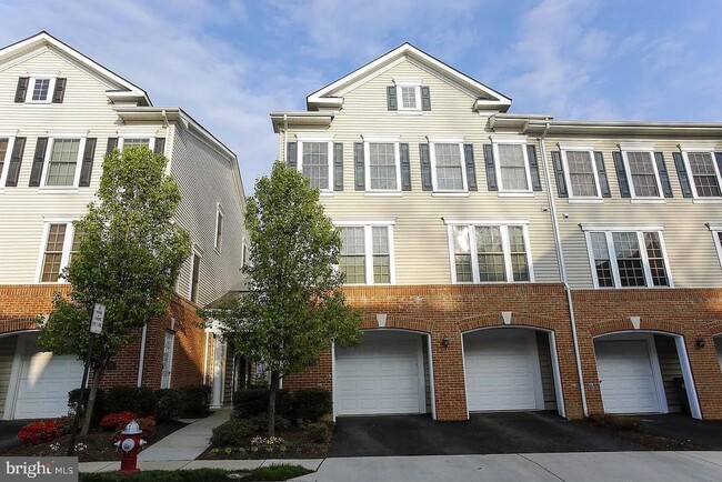 Photo - 7130 Huntley Creek Pl Townhome