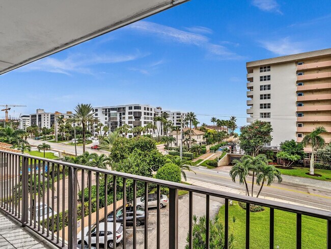 Photo - 1150 Hillsboro Mile Unit 402