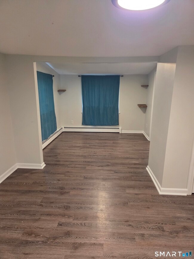 26 Seagraves Rd