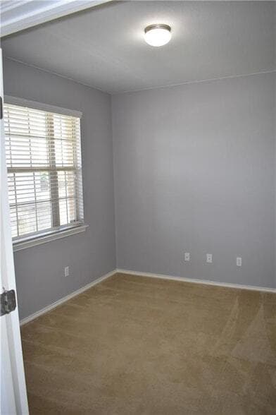 Photo - 108 Quarry Ln