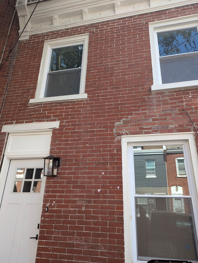 Photo - 614 W 8th St House
