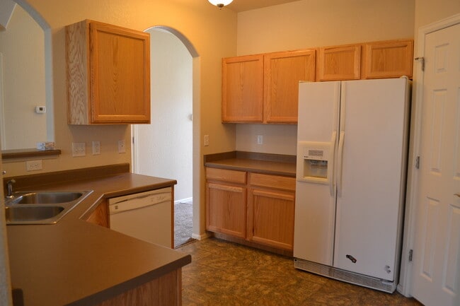 Photo - 4 Bedroom Home w/ a 3 Car Tandem Garage!