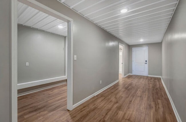 Photo - 5440 Eugene Kennedy Ln