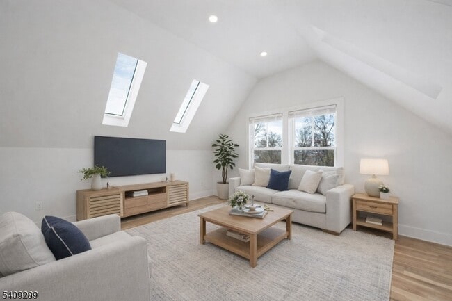 Photo - 96 Watchung Ave