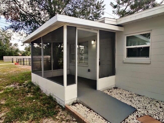 Photo - 5500 Balboa Dr