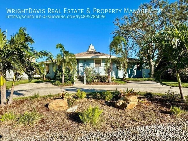 Building Photo - 4112 Beach Dr SE