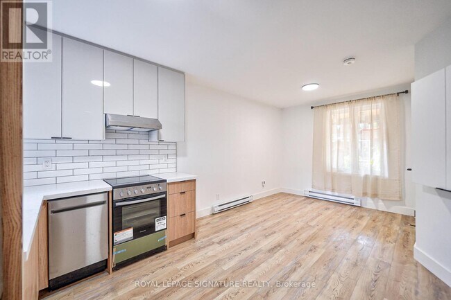 Photo - 541 St Clarens Ave