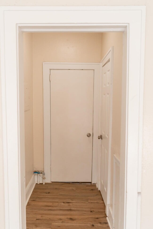 Photo - 515.5 N Monroe St