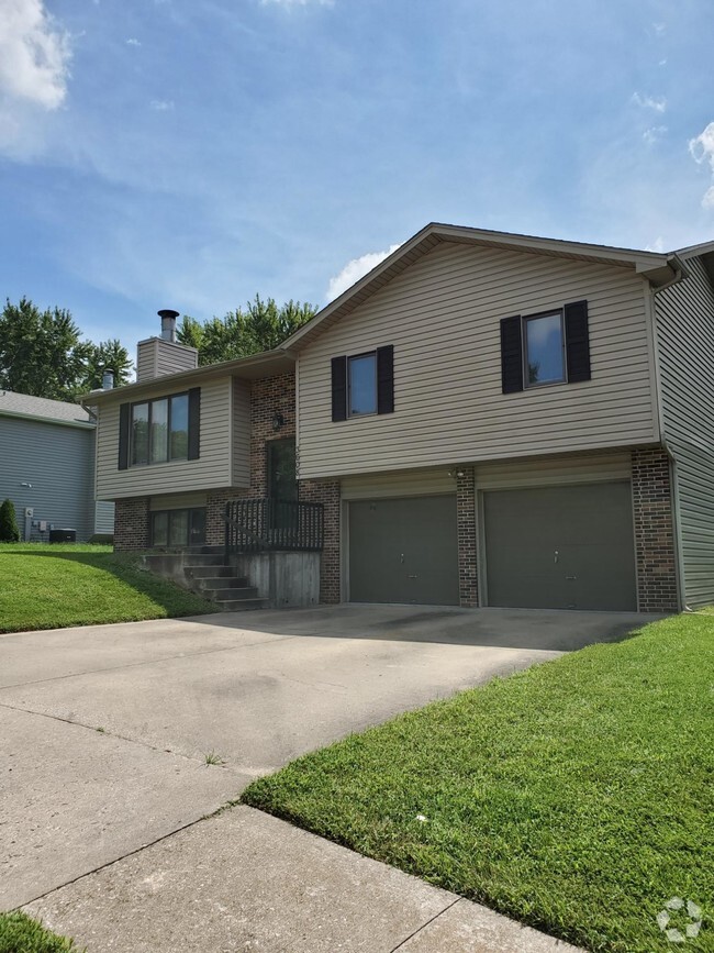 Building Photo - 3608 Teakwood Dr Rental