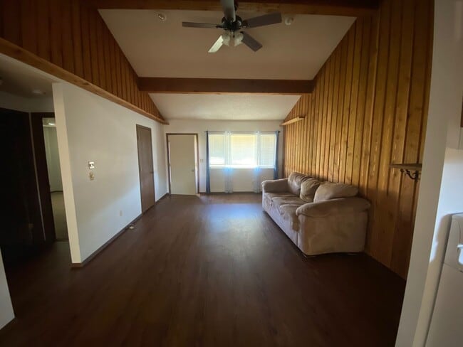 Photo - 2 bed 1 bath in Hamilton